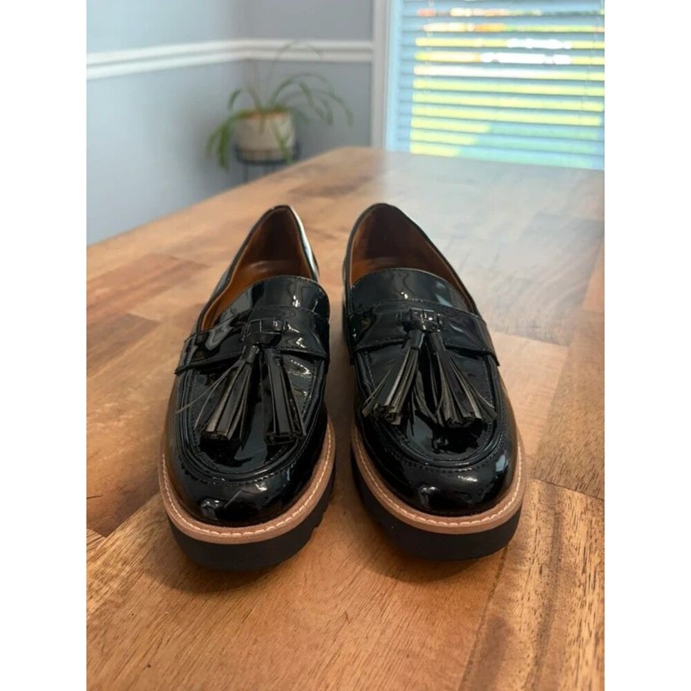 Franco Sarto Black Patent Leather Loafers with Tassel Detail – Size Unknown